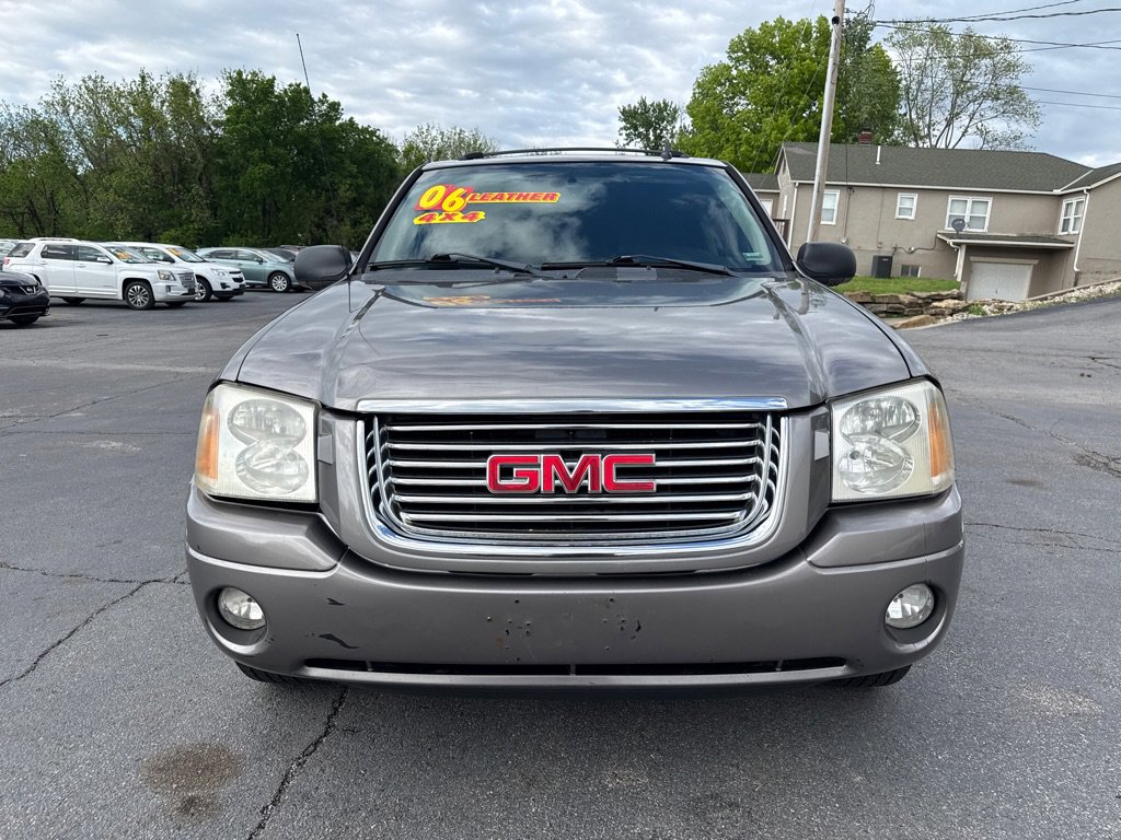 Used 2006 GMC Envoy SLT AWD/4WD image 3