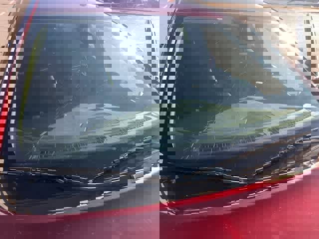 Used 2015 Chrysler 200 Limited image 20