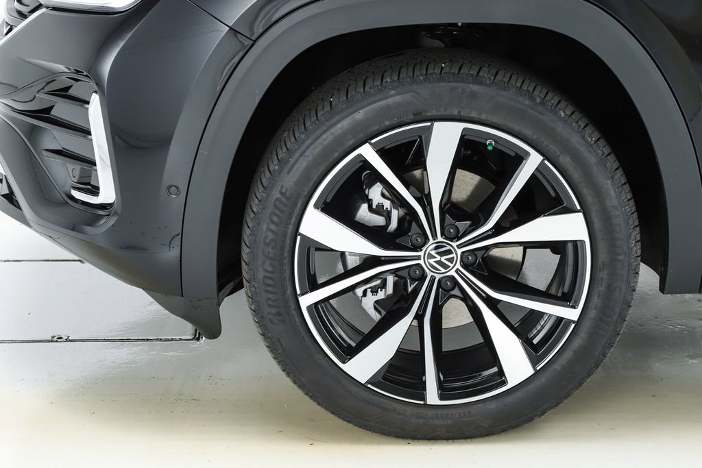 New 2026 Volkswagen Atlas SEL Premium R-Line image 5