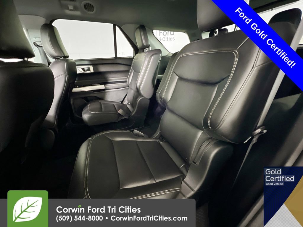 Used 2022 Ford Explorer XLT w/ Equipment Group 202A image 29
