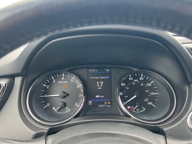 Used 2019 Nissan Rogue SV w/ Premium Package image 22