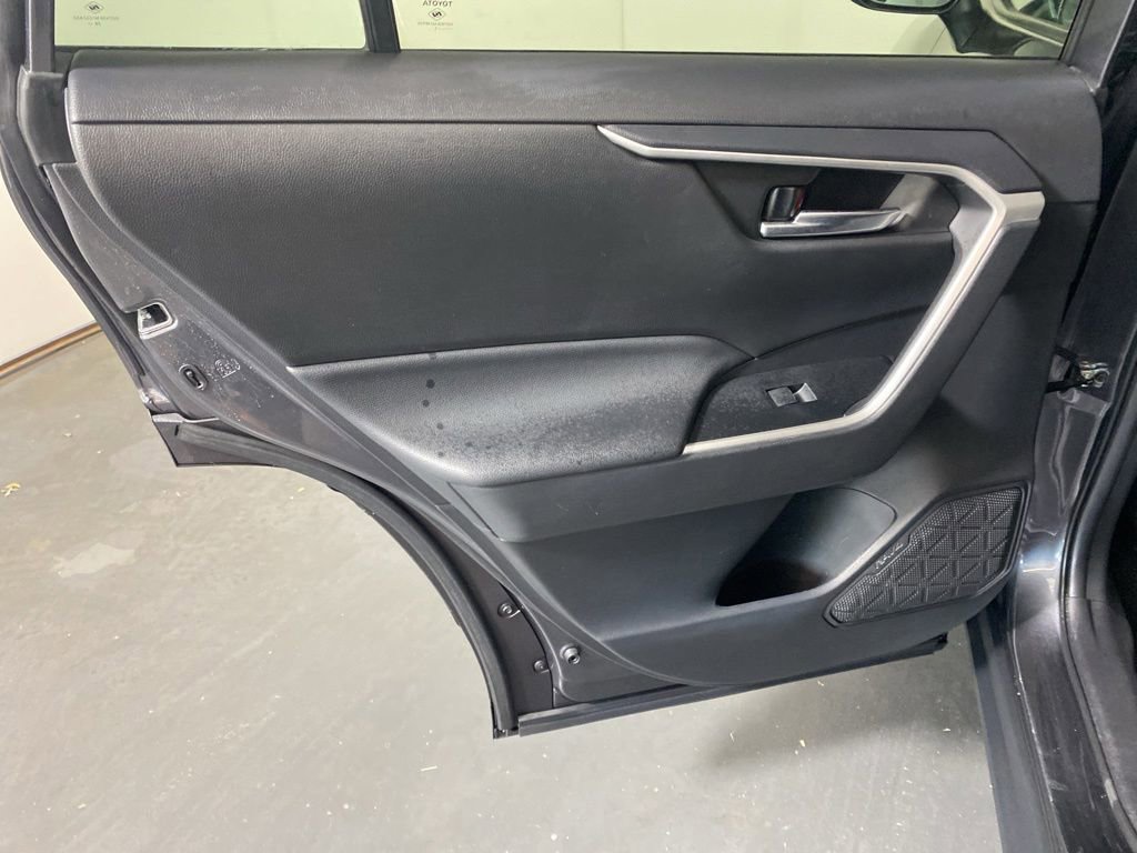 Used 2021 Toyota RAV4 XLE Premium AWD/4WD image 26