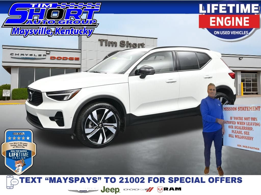 Used 2024 Volvo XC40 B5 Plus w/ Protection Package Premier