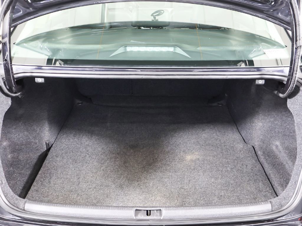 Used 2019 Volkswagen Passat 2.0T Wolfsburg FWD image 19