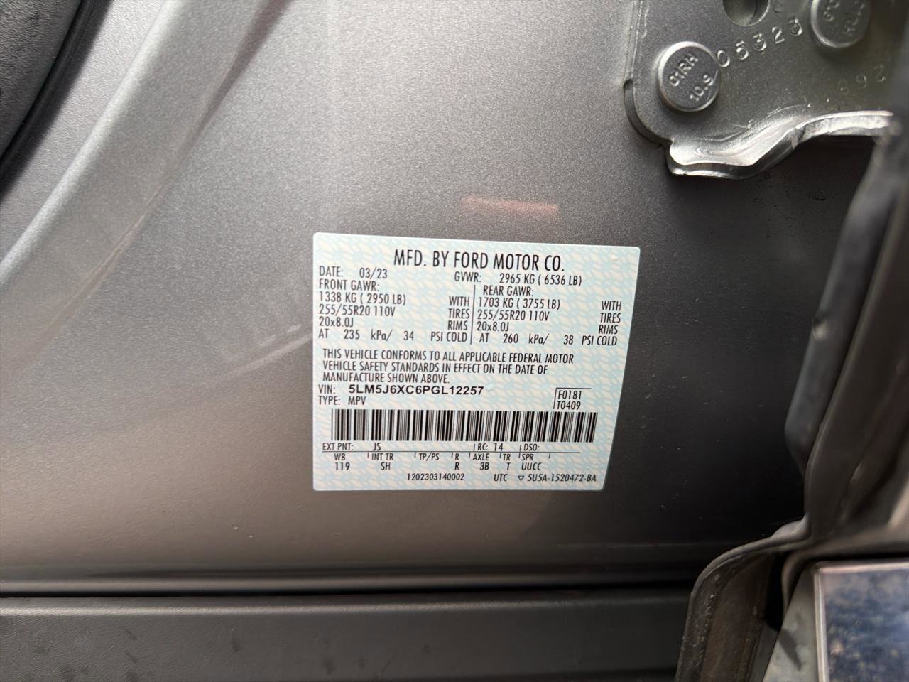 Used 2023 Lincoln Aviator Standard AWD w/ Premium Package image 30