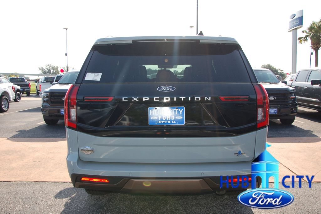 New 2027 Ford Expedition King Ranch RWD image 4