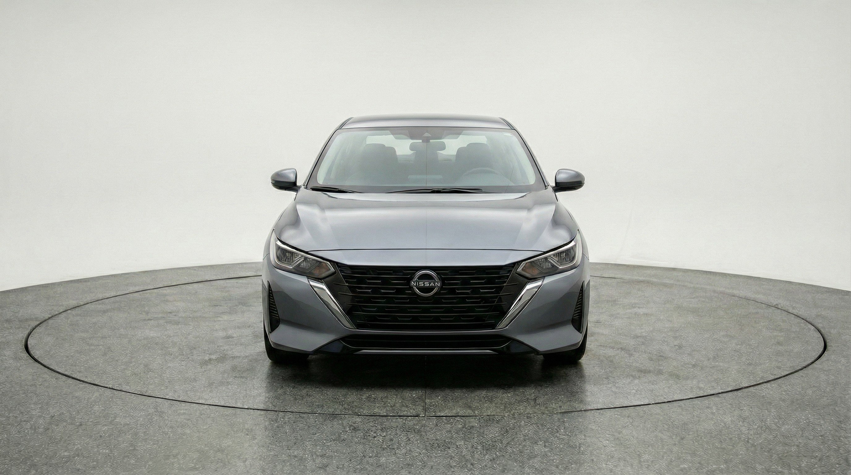 Used 2025 Nissan Sentra SV FWD image 2
