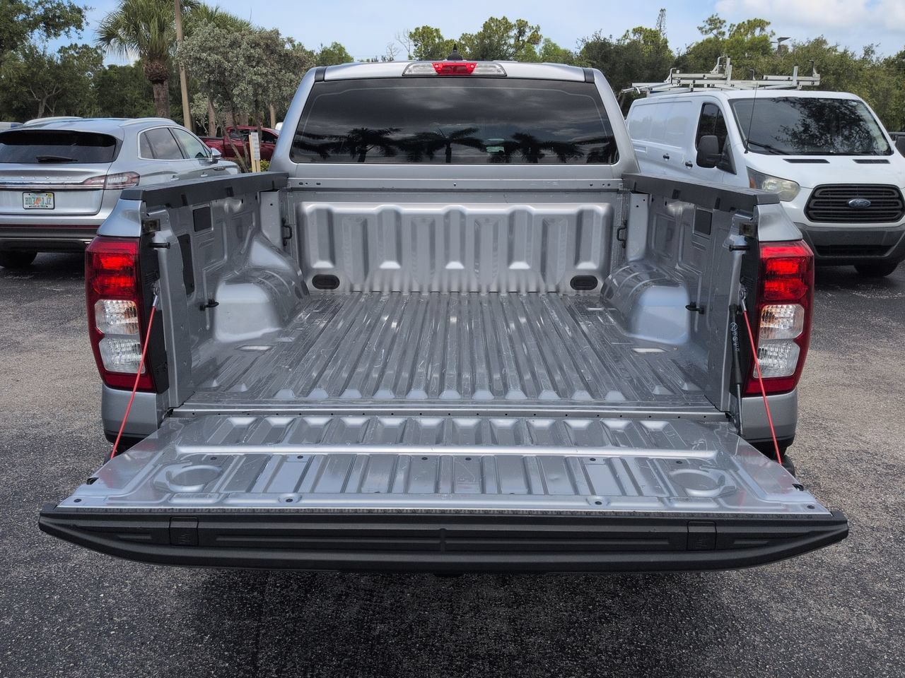 Used 2024 Ford Ranger XL w/ Trailer Tow Package RWD image 13