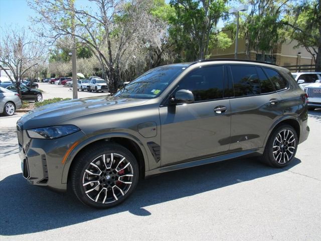 Used 2026 BMW X5 xDrive50e image 4