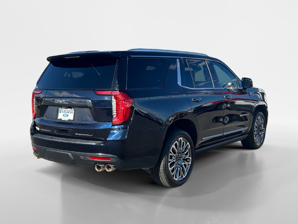 Used 2023 GMC Yukon Denali Ultimate AWD/4WD image 5