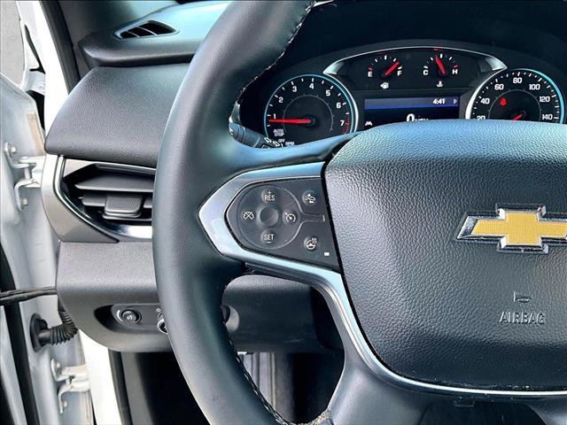 Used 2023 Chevrolet Traverse LT FWD image 20