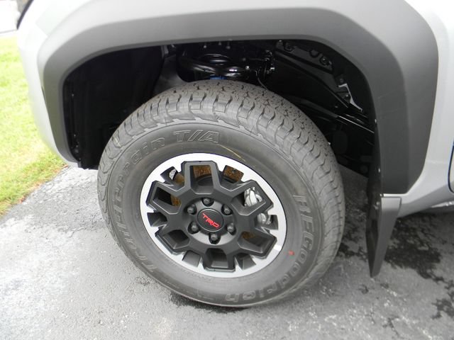 New 2026 Toyota Tacoma TRD Off-Road AWD/4WD image 9