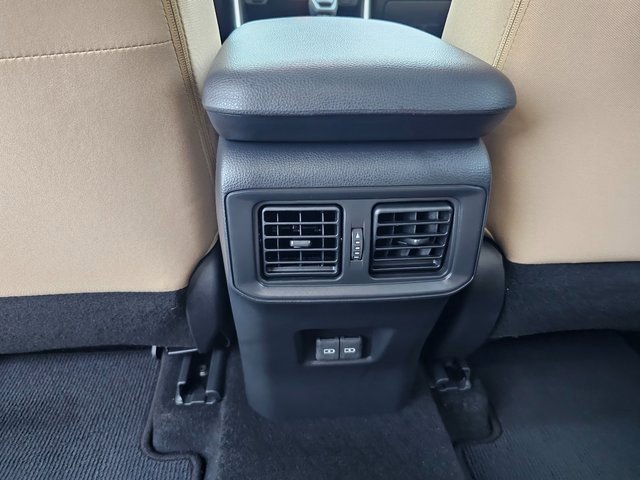 Used 2025 Toyota RAV4 XLE Premium image 32