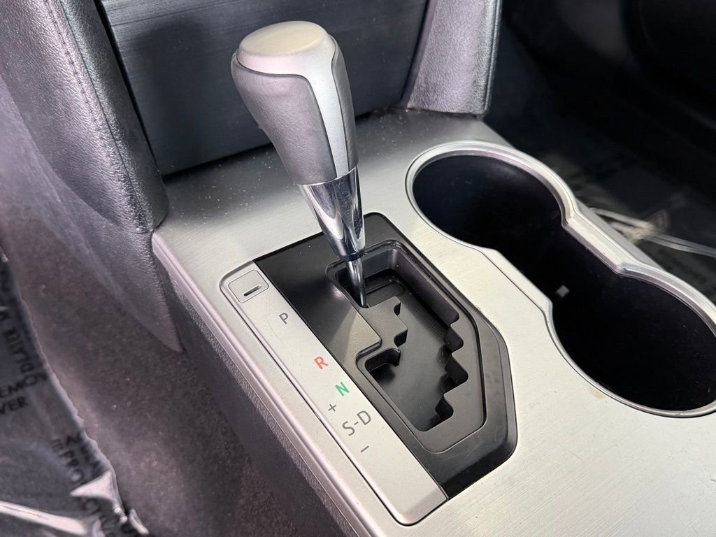 Used 2014 Toyota Camry SE FWD image 27