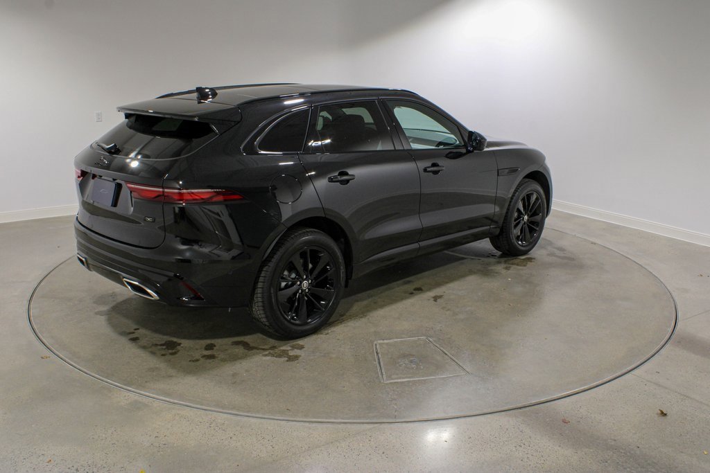 New 2026 Jaguar F-PACE R-Dynamic S image 5