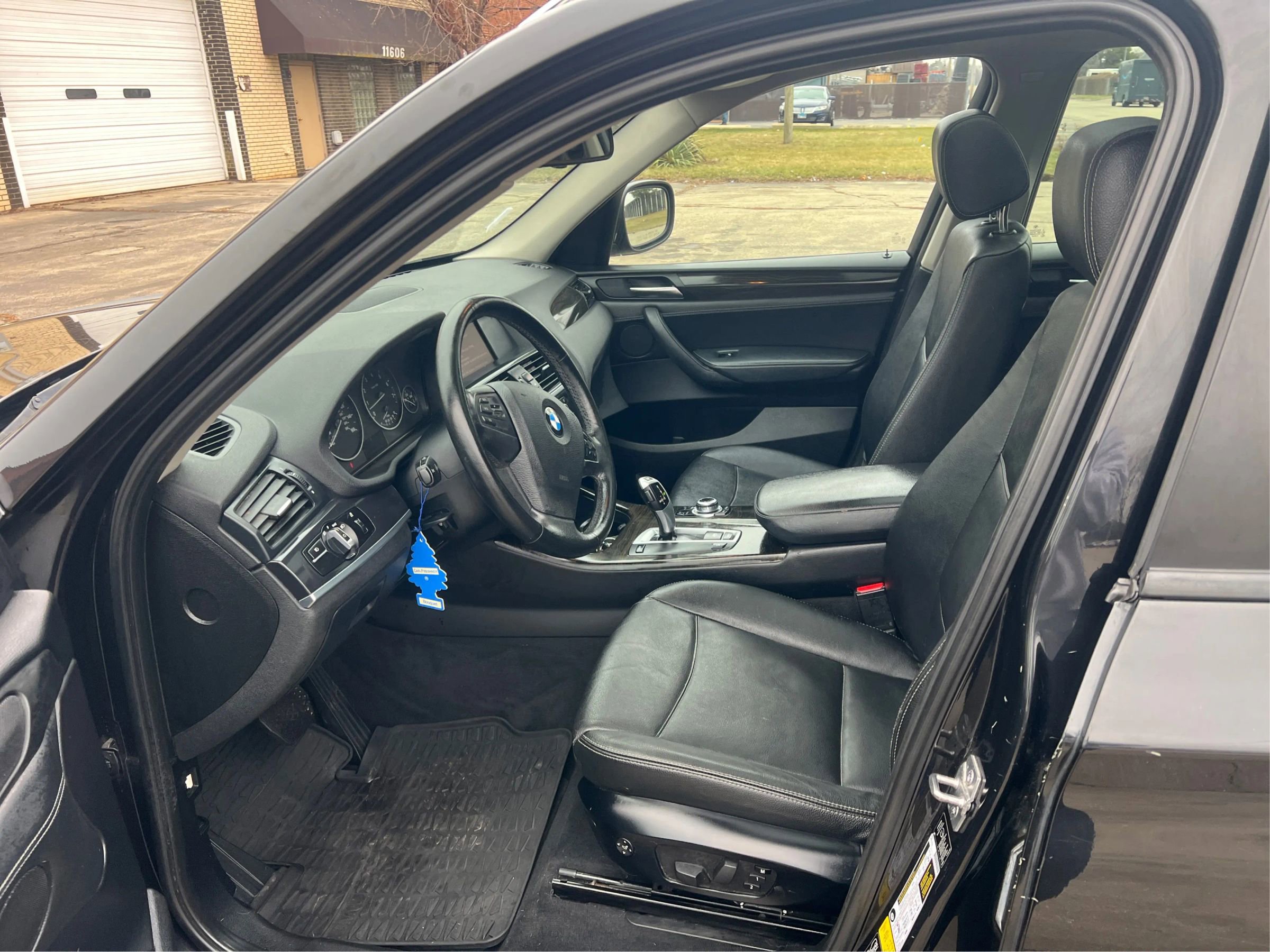 Used 2012 BMW X3 xDrive28i image 10