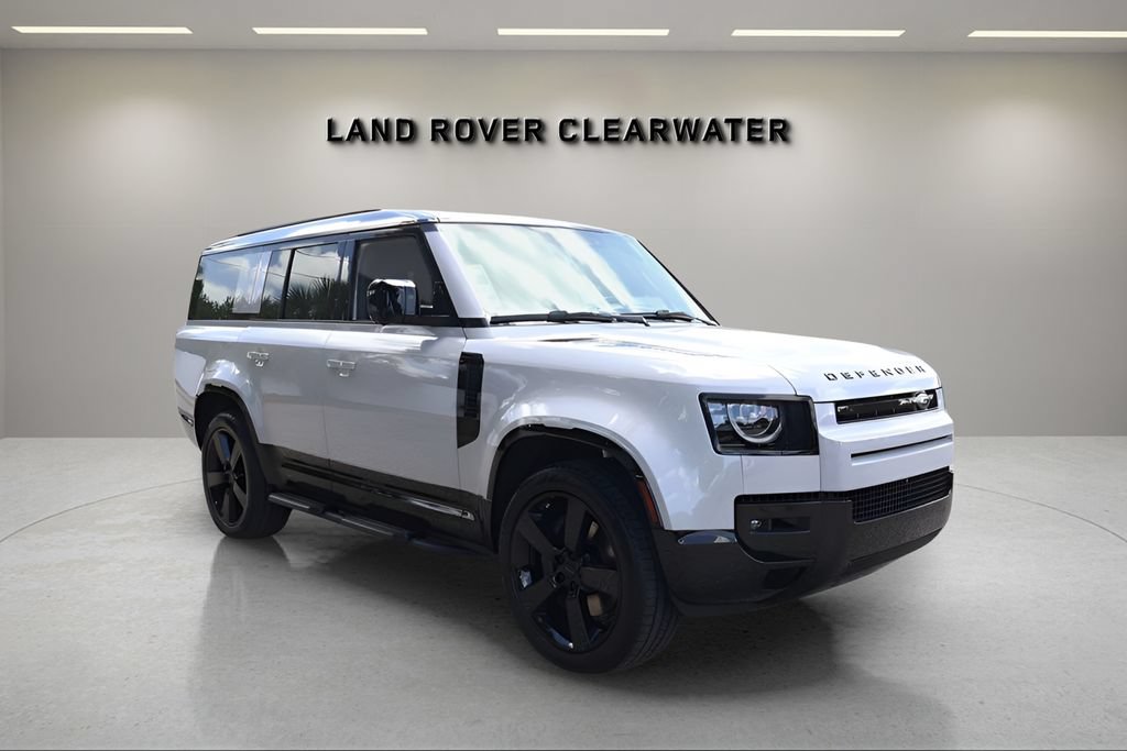 New 2026 Land Rover Defender 130 X-Dynamic SE AWD/4WD image 7