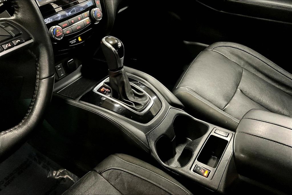 Used 2017 Nissan Rogue Sport SL image 18