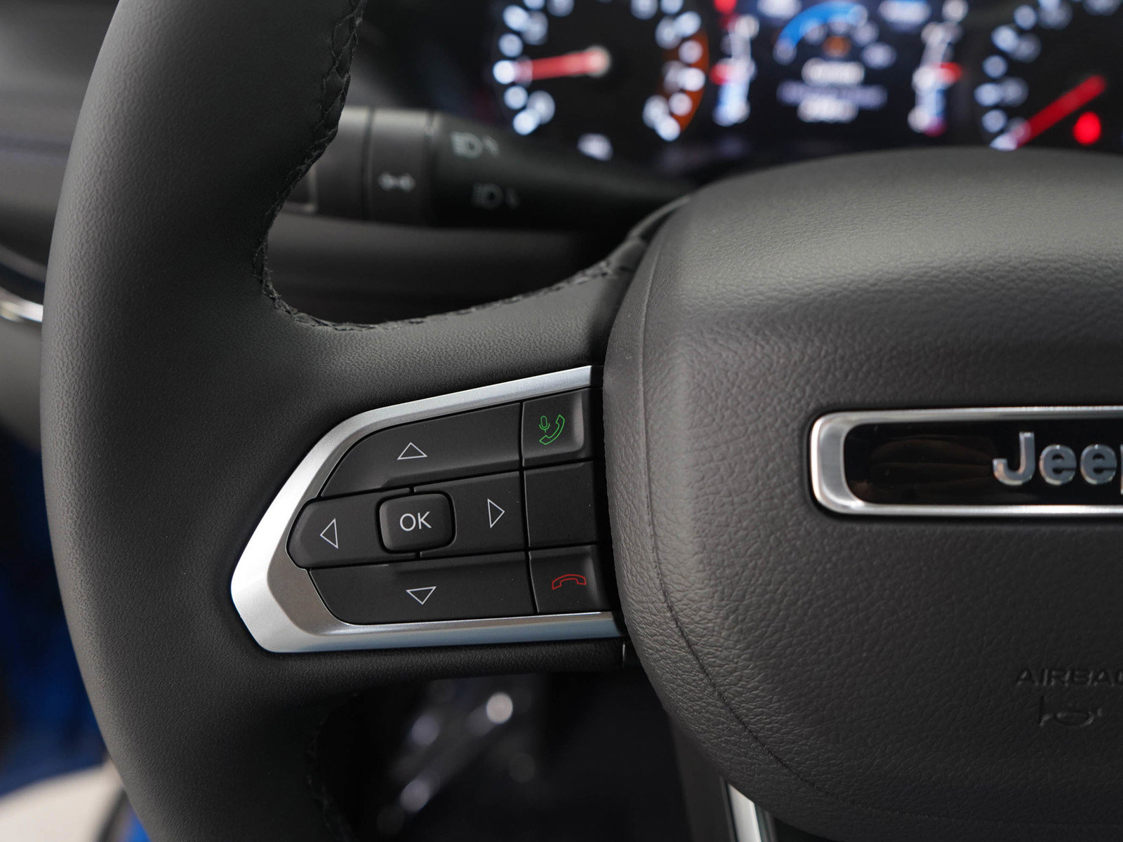 Used 2026 Jeep Compass Limited AWD/4WD image 25