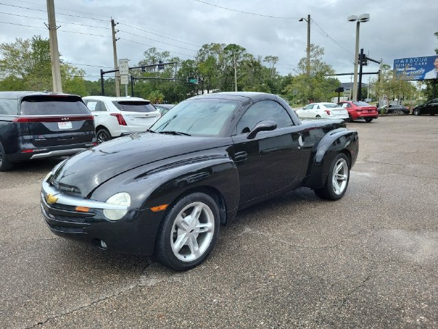 Used 2004 Chevrolet SSR w/ Preferred Equipment Group RWD image 4