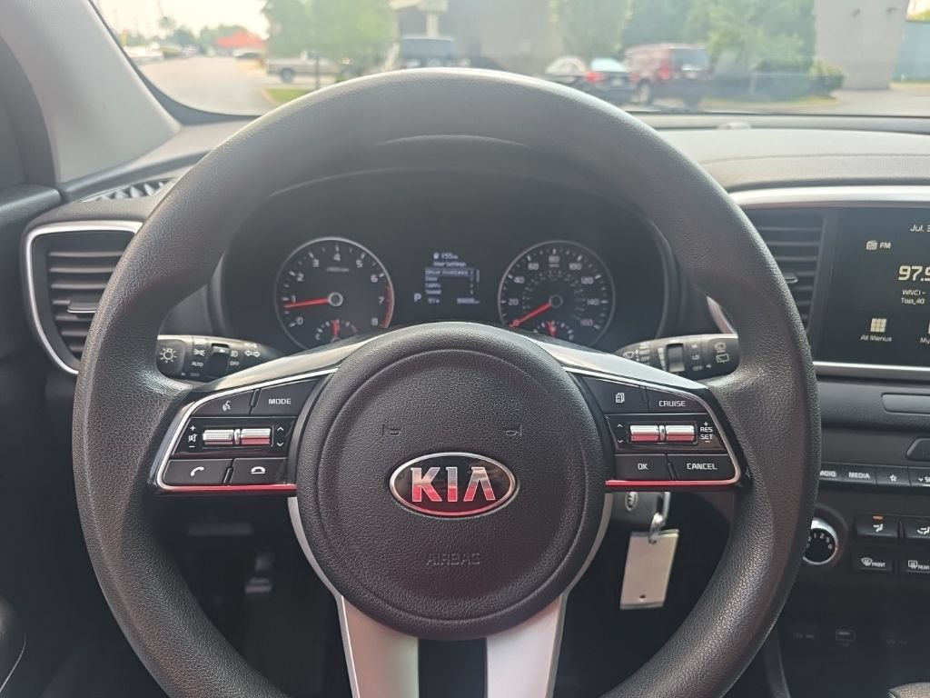 Used 2022 Kia Sportage LX AWD/4WD image 18