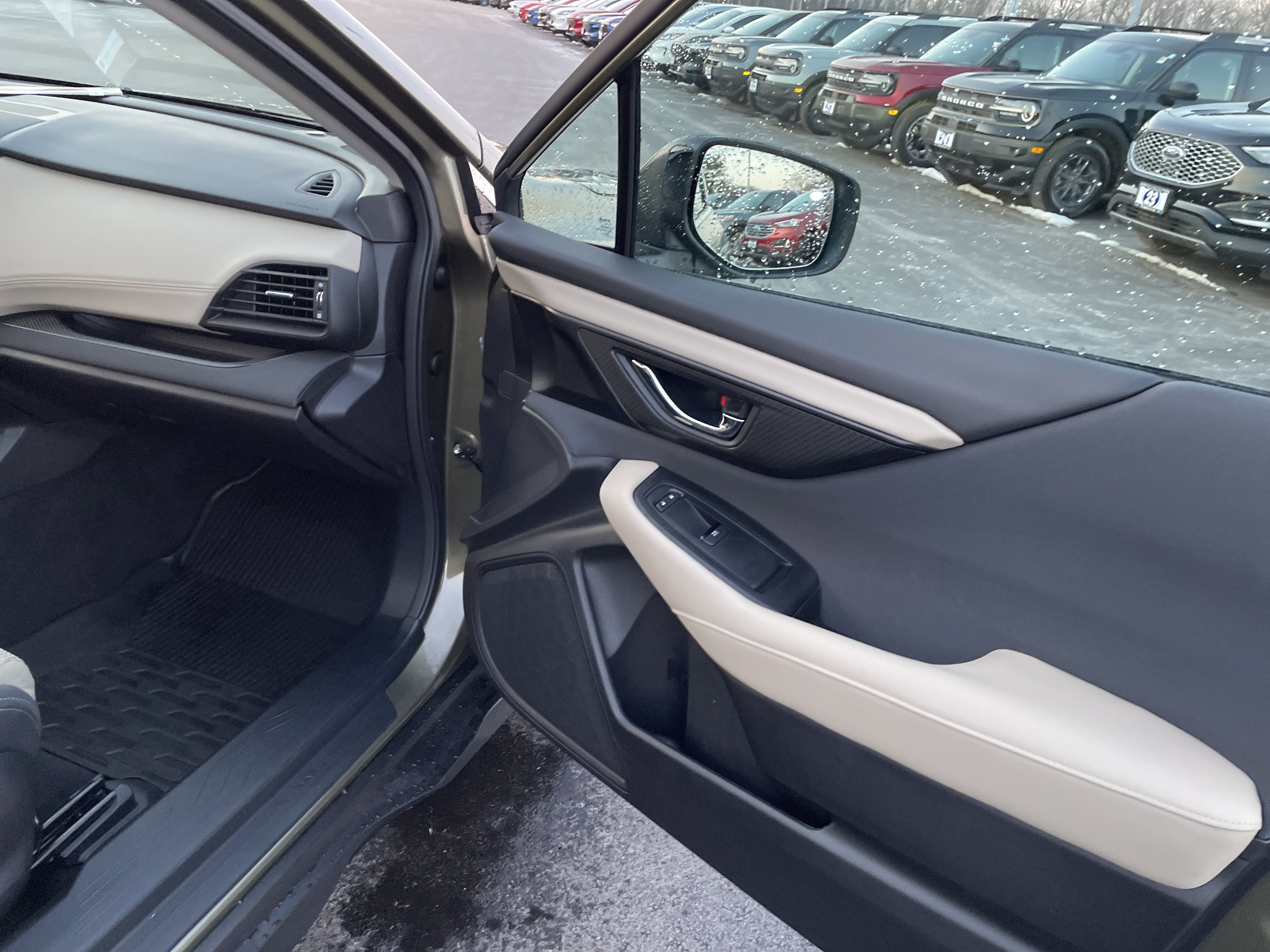 Certified 2025 Subaru Outback Premium image 18