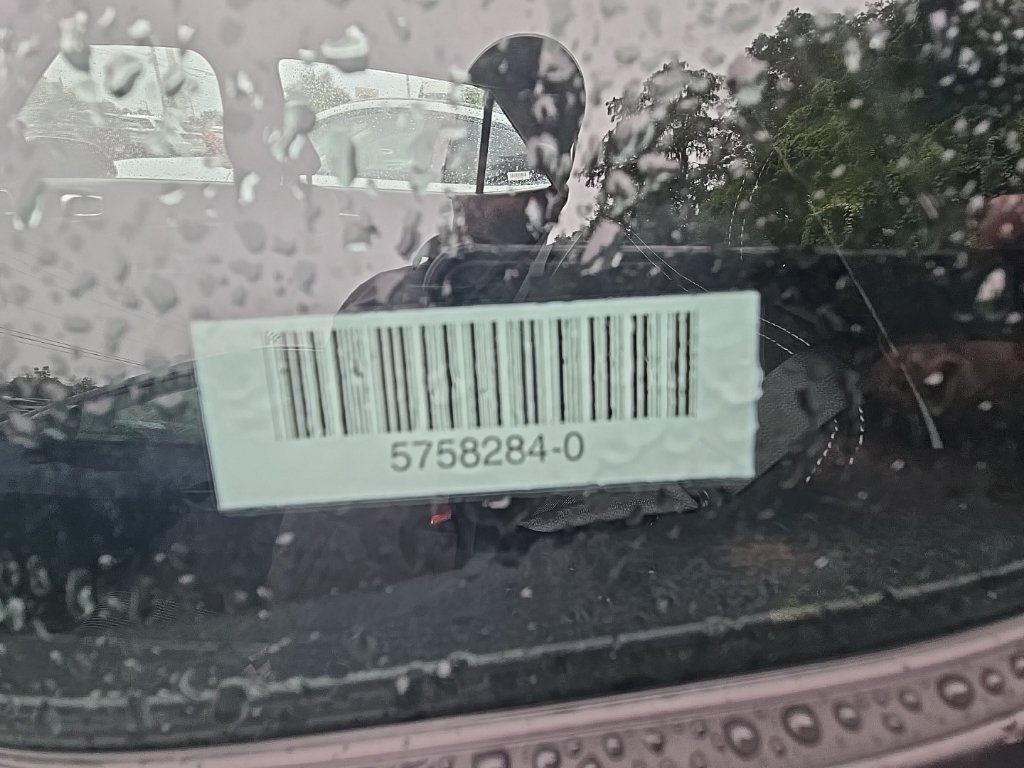 Used 2025 Hyundai Venue SEL FWD image 6