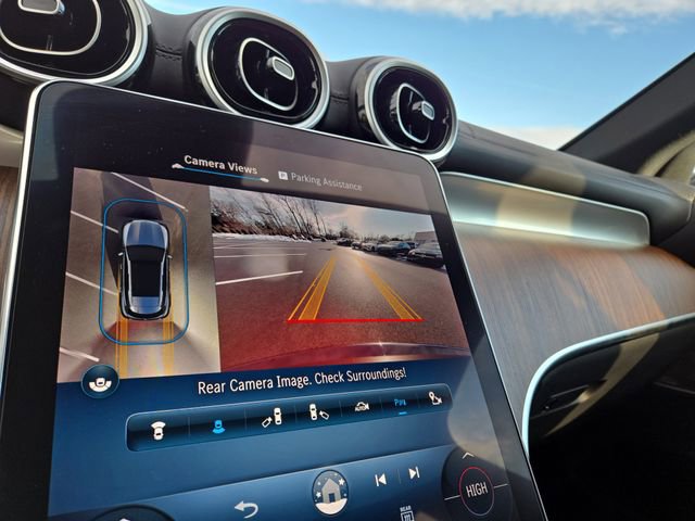 Used 2023 Mercedes-Benz GLC 300 4MATIC image 11