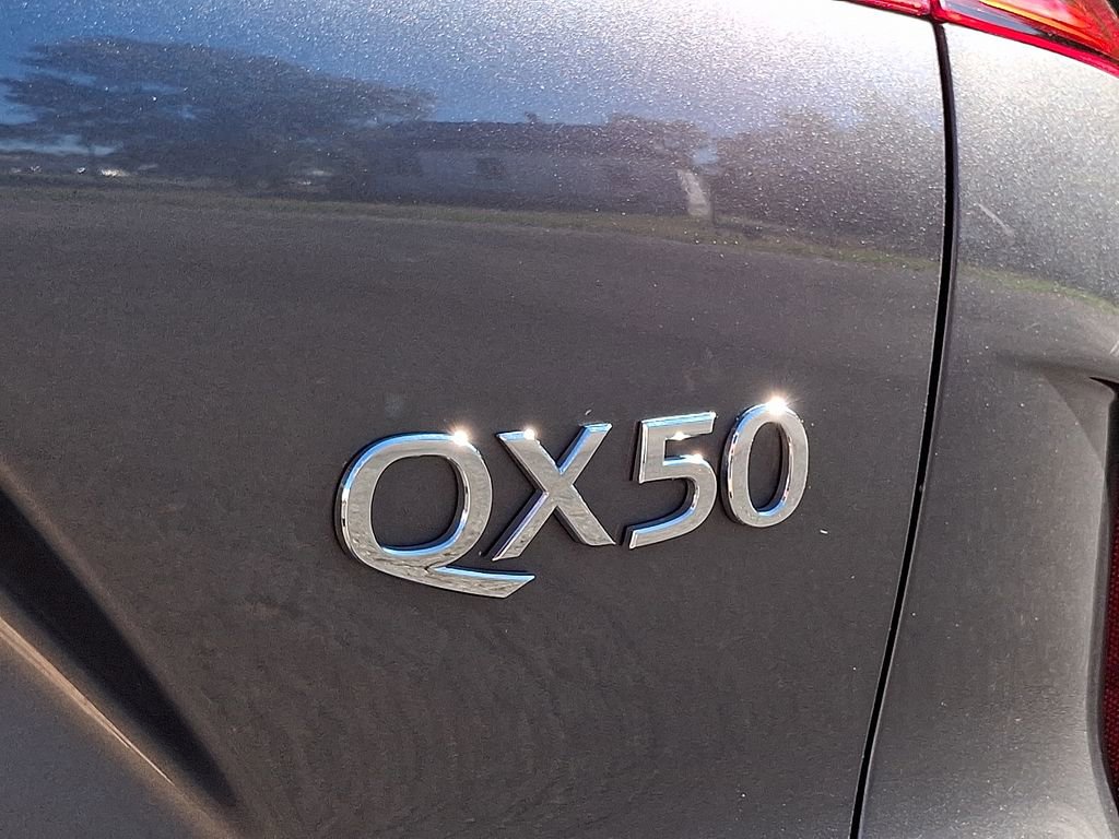 Used 2022 INFINITI QX50 Luxe image 30