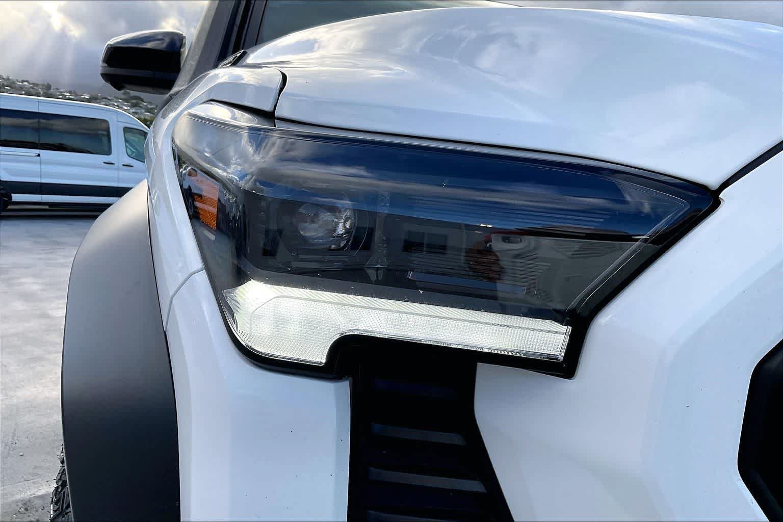 Used 2024 Toyota Tacoma 4x4 Double Cab Hybrid image 31
