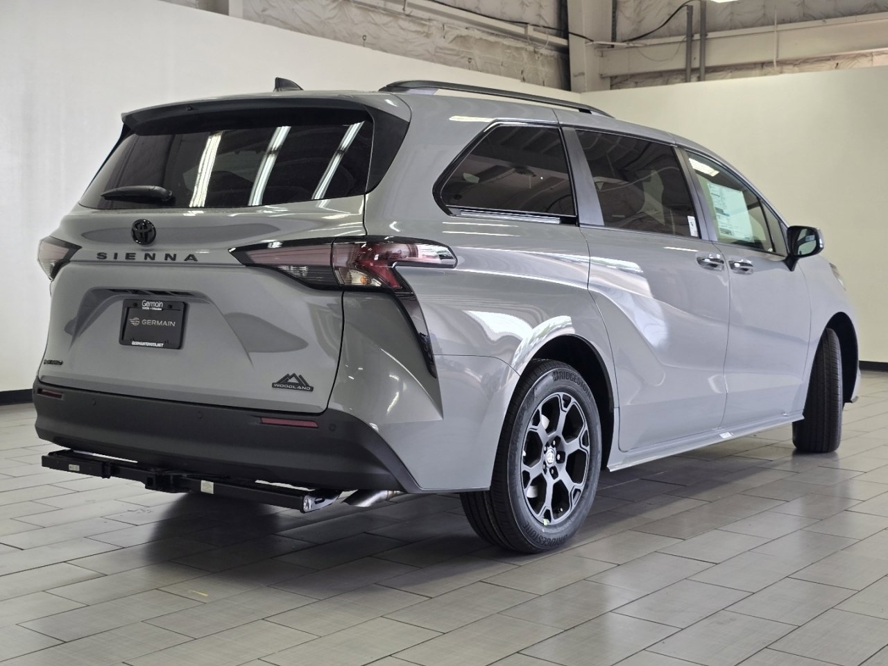 New 2026 Toyota Sienna XLE Woodland Edition image 18