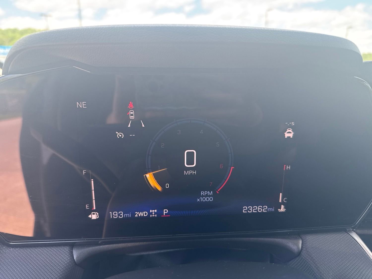 Used 2025 Chevrolet TrailBlazer LT AWD/4WD image 19