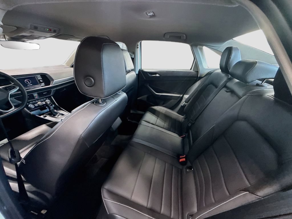 Used 2023 Volkswagen Jetta SE FWD image 23