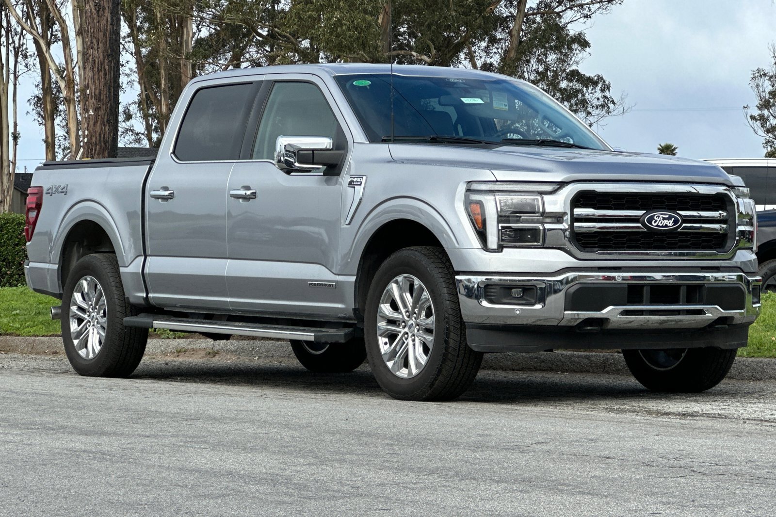 Used 2025 Ford F150 Lariat w/ Equipment Group 501A Mid image 7