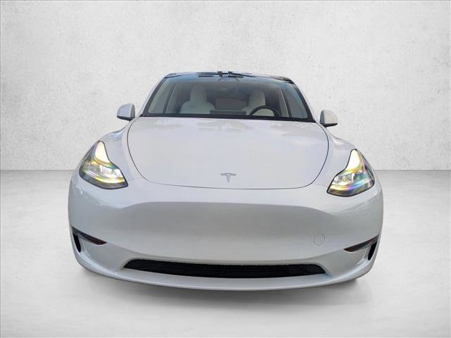 Used 2025 Tesla Model Y Long Range image 2