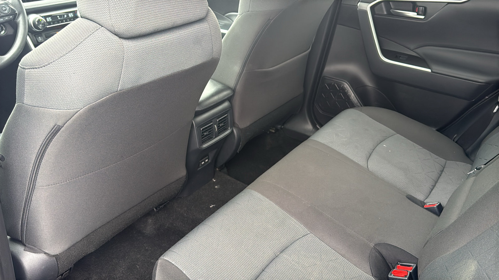 Certified 2025 Toyota RAV4 XLE AWD/4WD image 23
