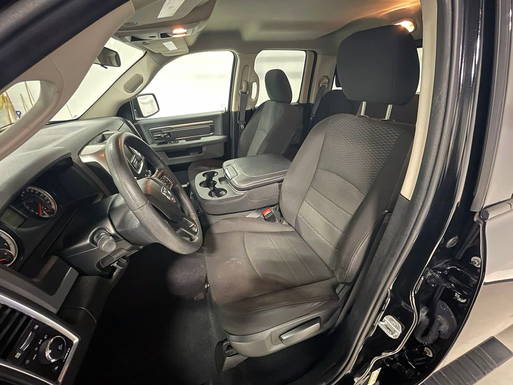 Used 2020 RAM 1500 Classic Warlock AWD/4WD image 20
