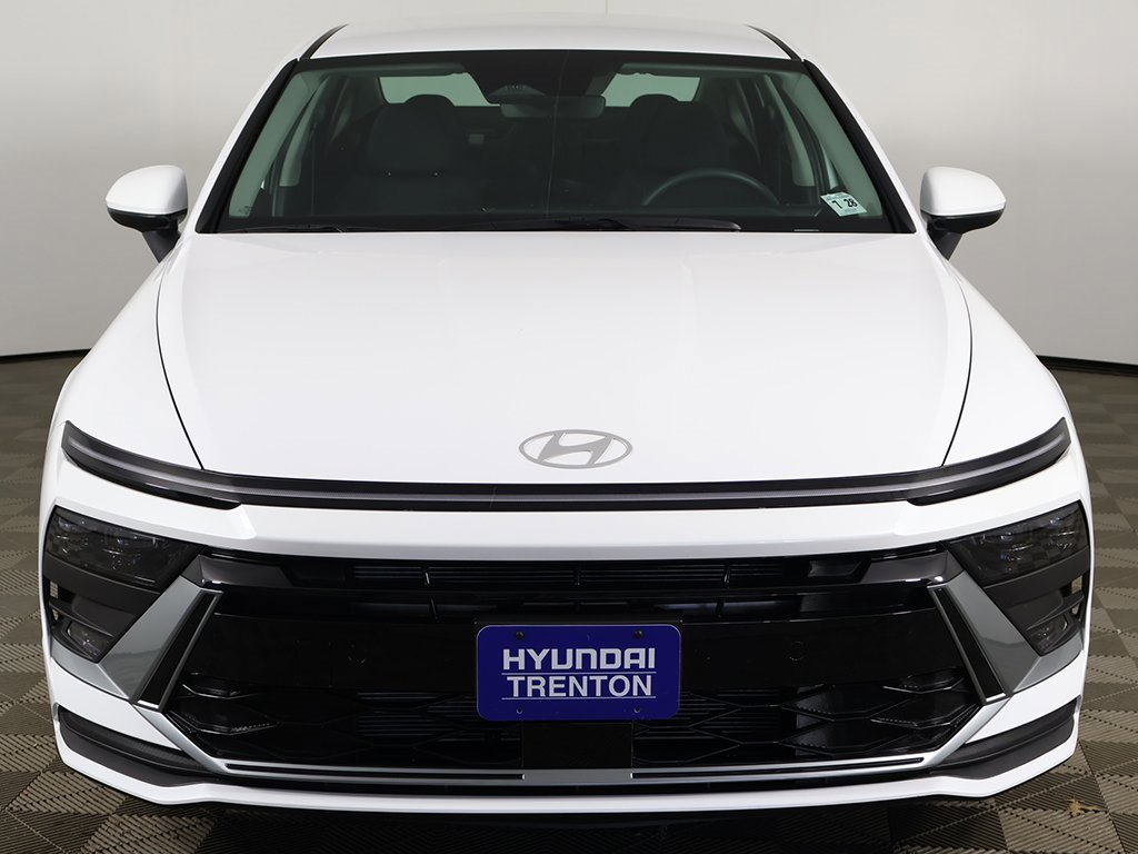Used 2025 Hyundai Sonata SE image 9