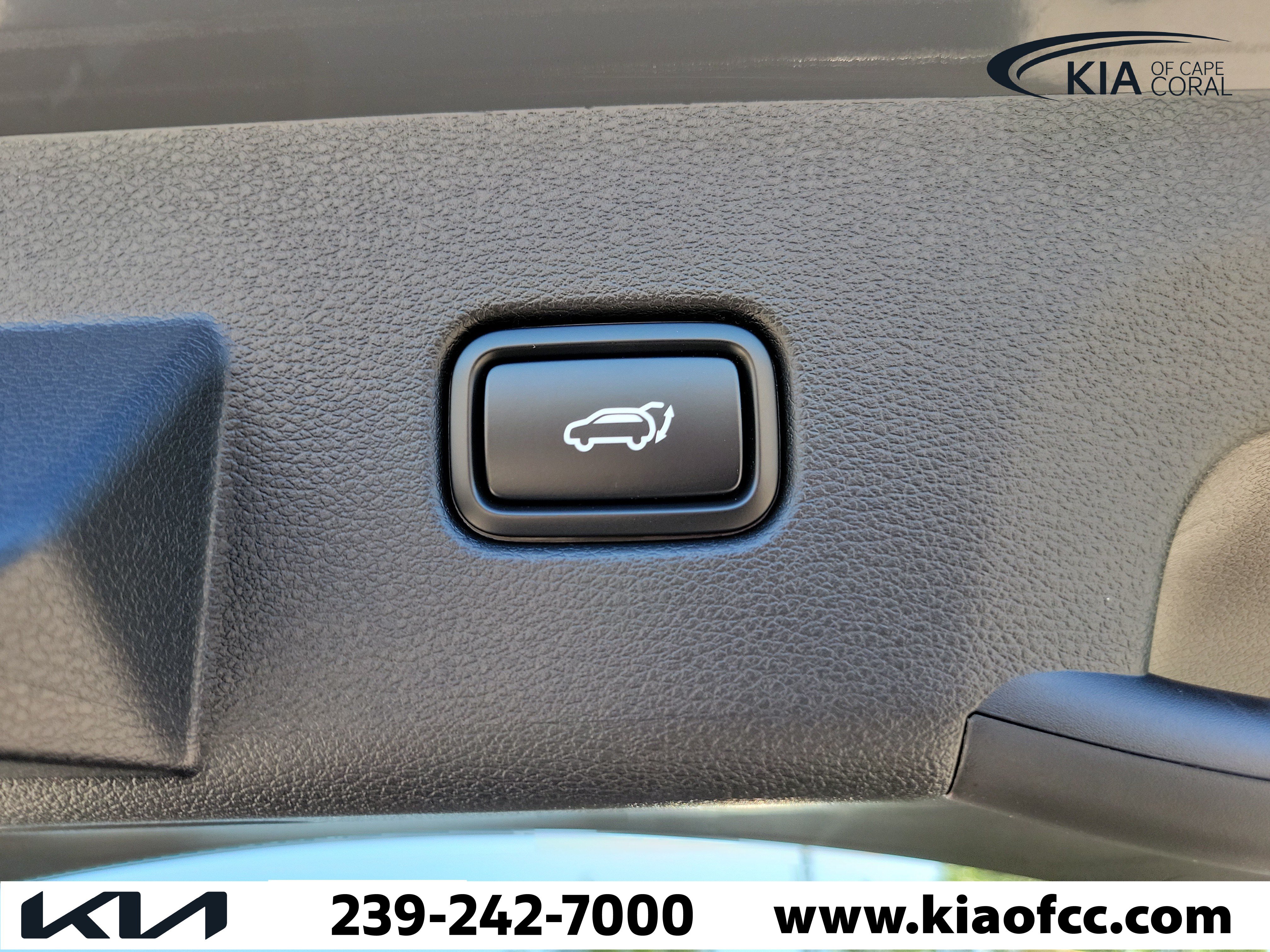 New 2027 Kia Sportage X-Line w/ X-Line Technology Package AWD/4WD image 12