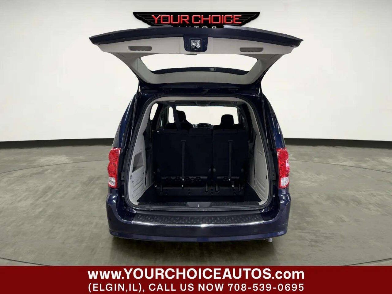 Used 2013 Dodge Grand Caravan SE FWD image 13