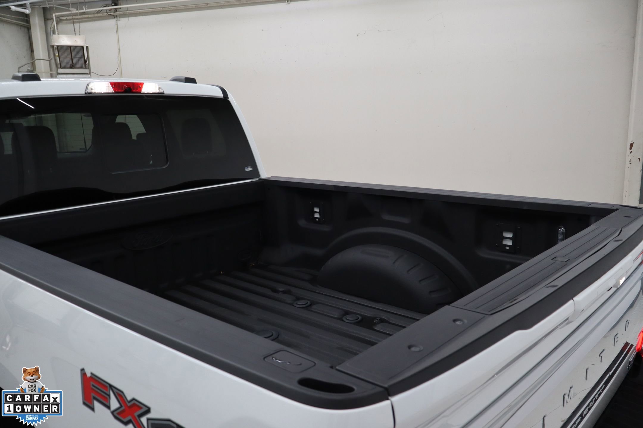Used 2024 Ford F250 Limited w/ FX4 Off-Road Package AWD/4WD image 24