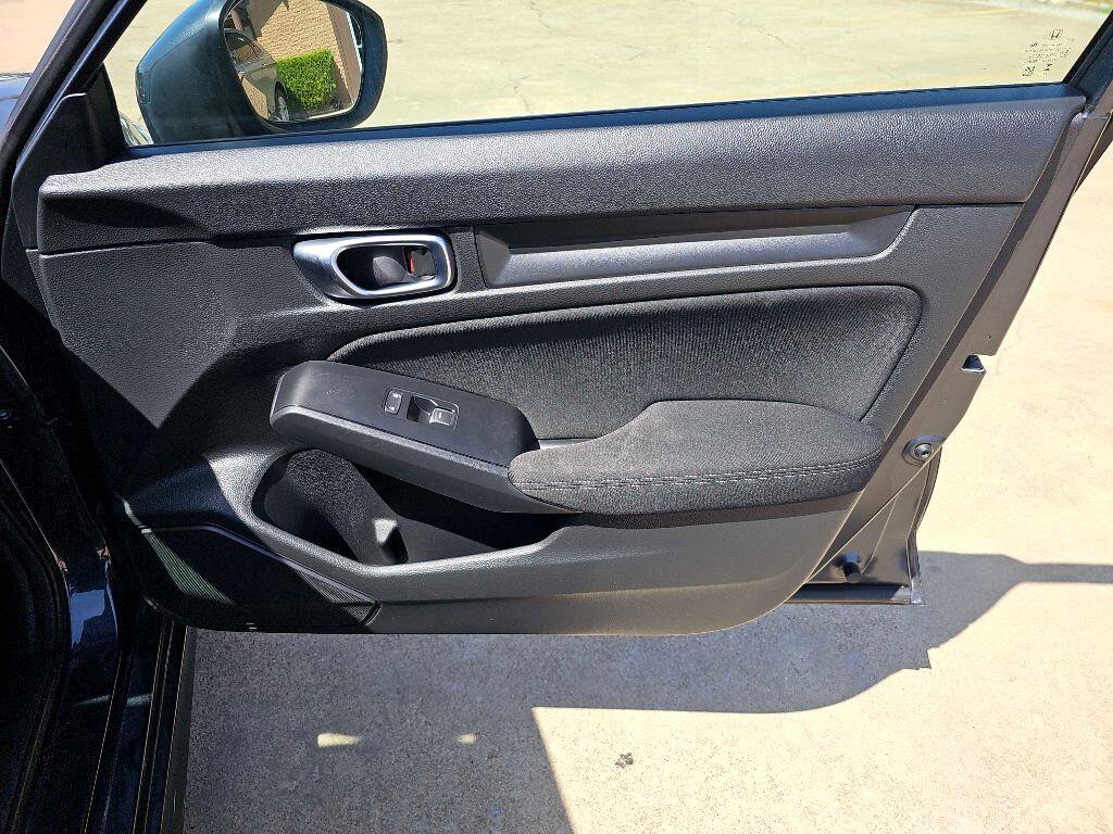 Used 2025 Honda Civic LX image 16