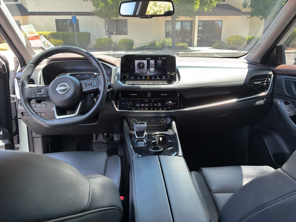 Used 2023 Nissan Rogue SL w/ SL Premium Package AWD/4WD image 46