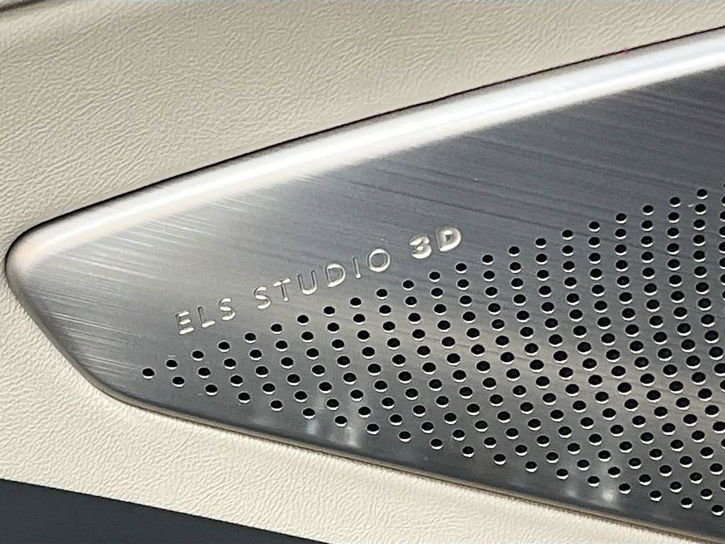 Used 2025 Acura RDX SH-AWD w/ Advance Package image 19