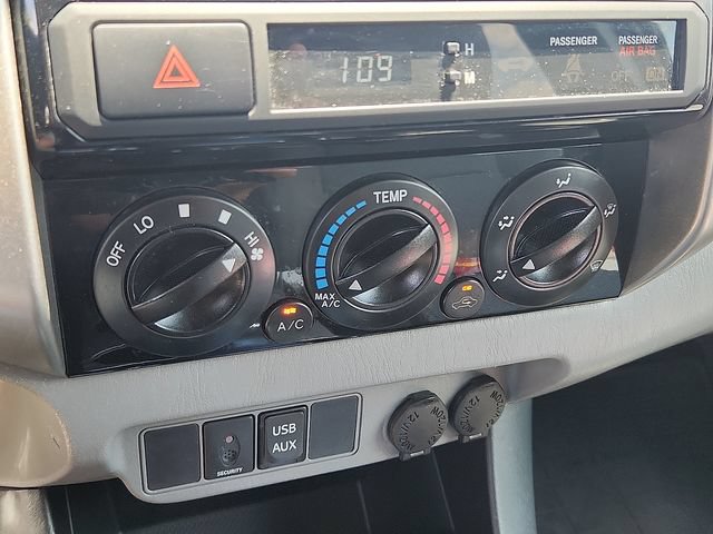 Used 2013 Toyota Tacoma 4x4 Double Cab w/ TRD Sport Pkg image 15