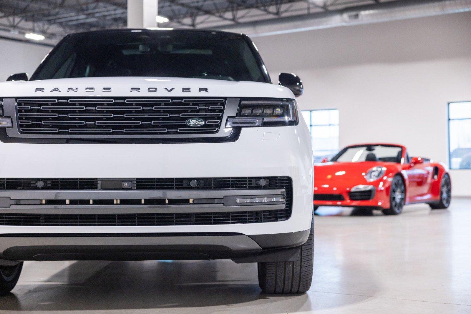 Used 2024 Land Rover Range Rover Long Wheelbase Autobiography AWD/4WD image 19