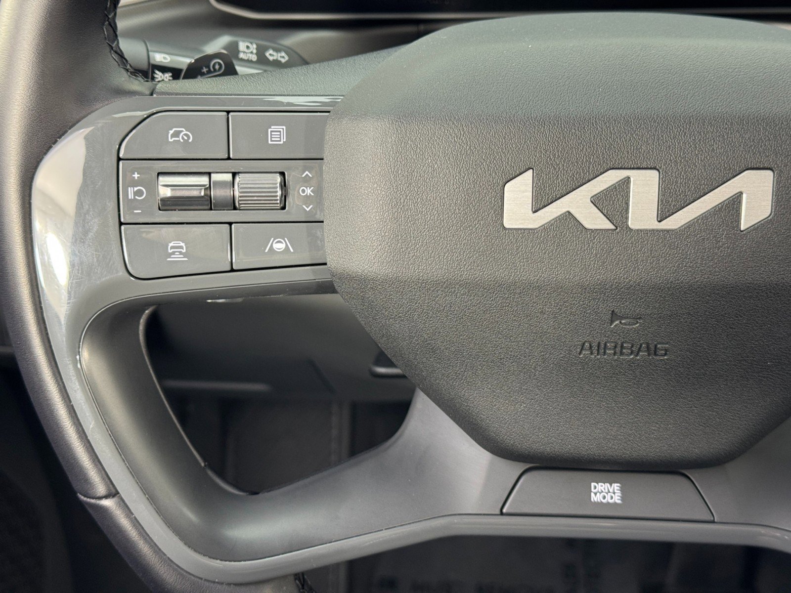 Used 2024 Kia EV9 Light Long Range image 19