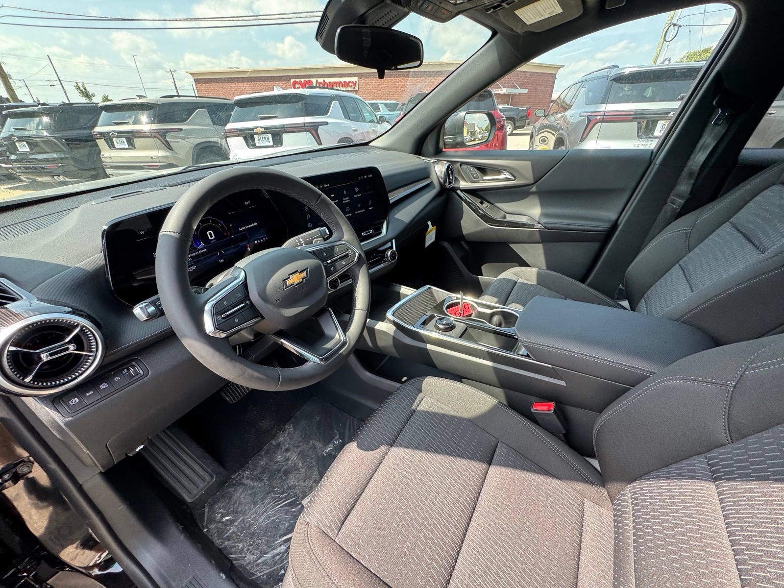 New 2027 Chevrolet Equinox LT AWD/4WD image 14