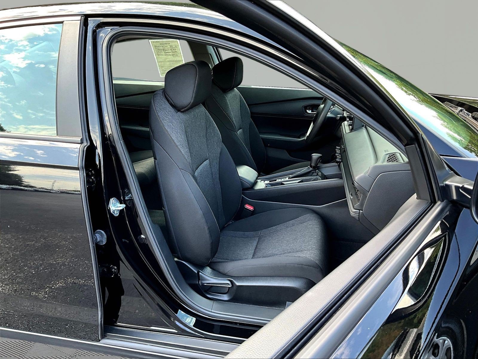 Used 2024 Honda Accord LX image 28