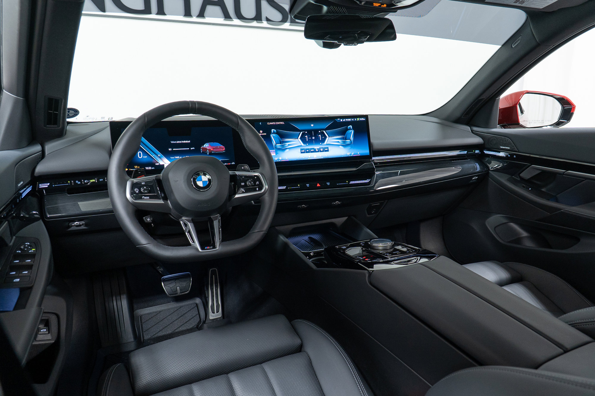 Used 2025 BMW 530i xDrive w/ M Sport Package AWD/4WD image 16